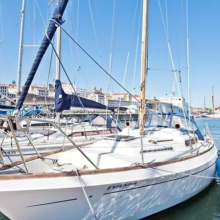 Bmyguest-evamia River Boat 3* Lisboa